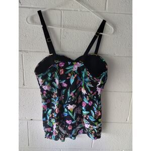 Women's XL swim wear separate top